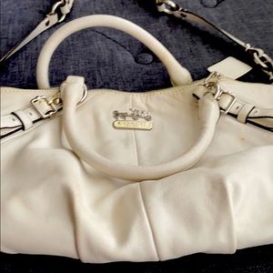 Coach leather shoulder strap purse